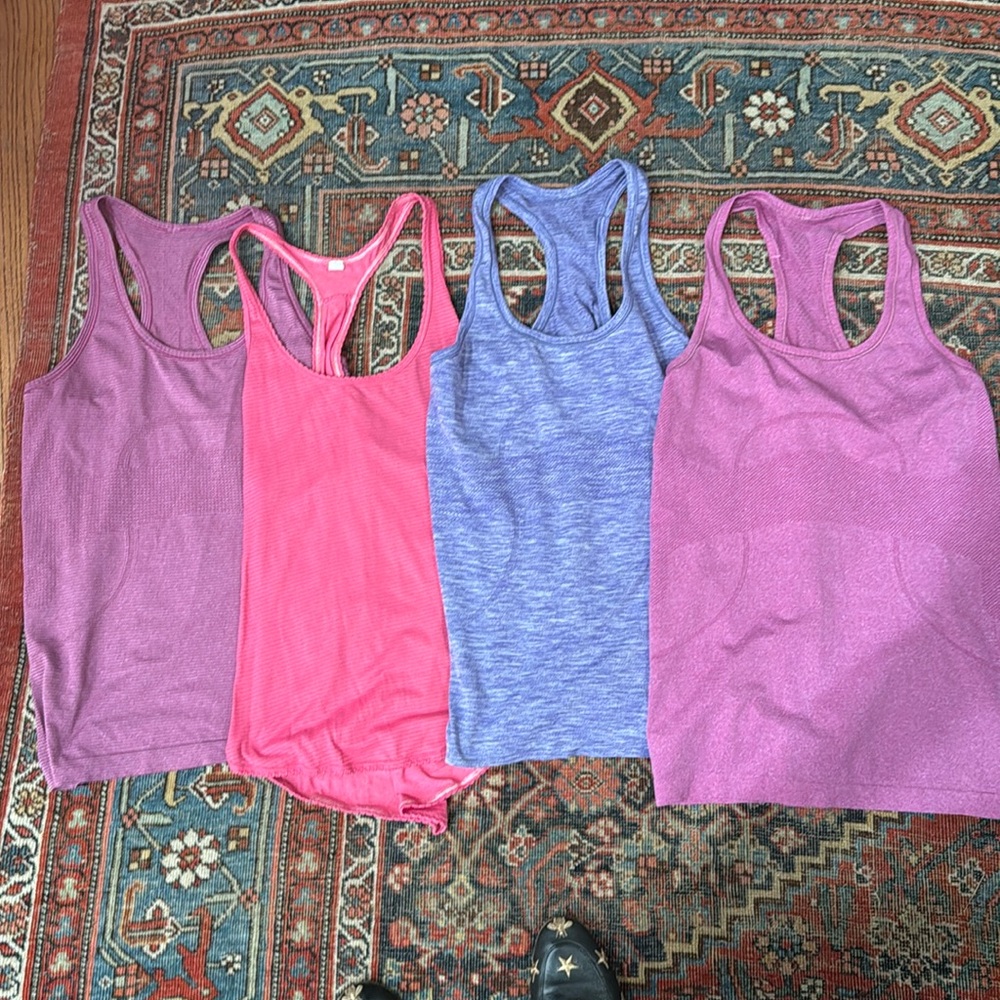 Lululemon running tanks! 💕